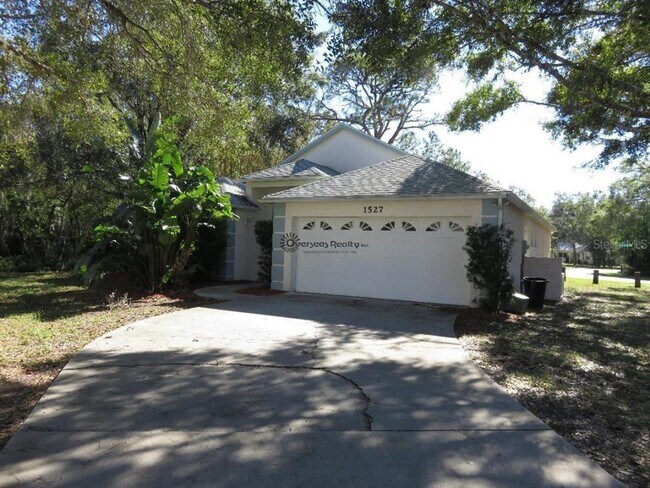 Primary Photo - 1527 Count Nicholas Ct