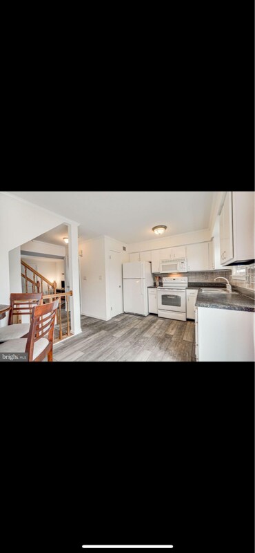 Building Photo - 15304 Gunsmith Terrace