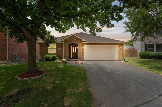Building Photo - 13371 Sorrento Dr