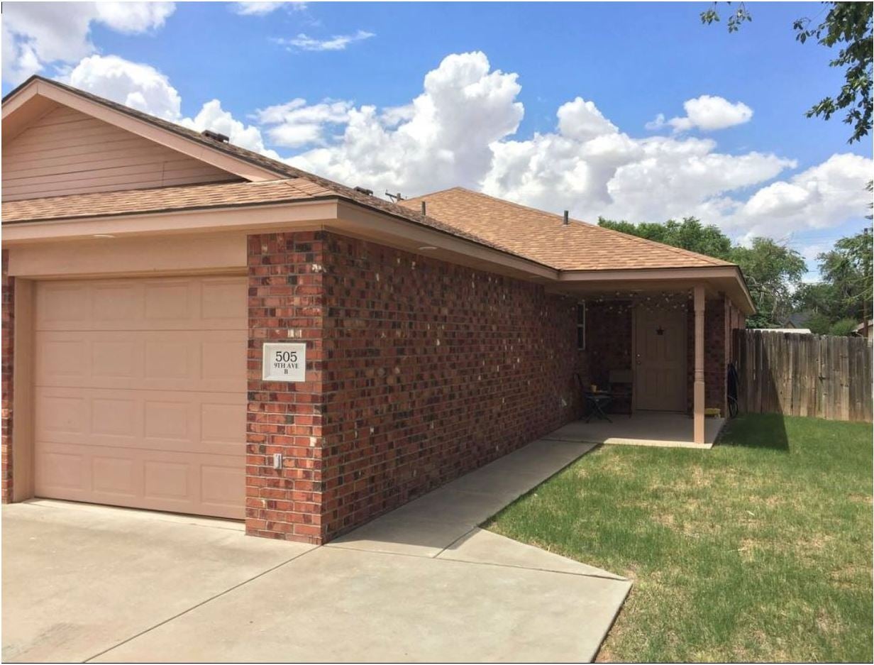 Building Photo - 505 9th Ave B