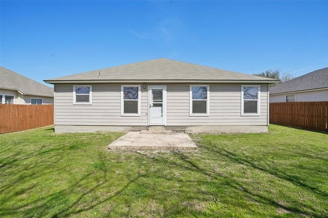 Building Photo - 410 S Water Ln