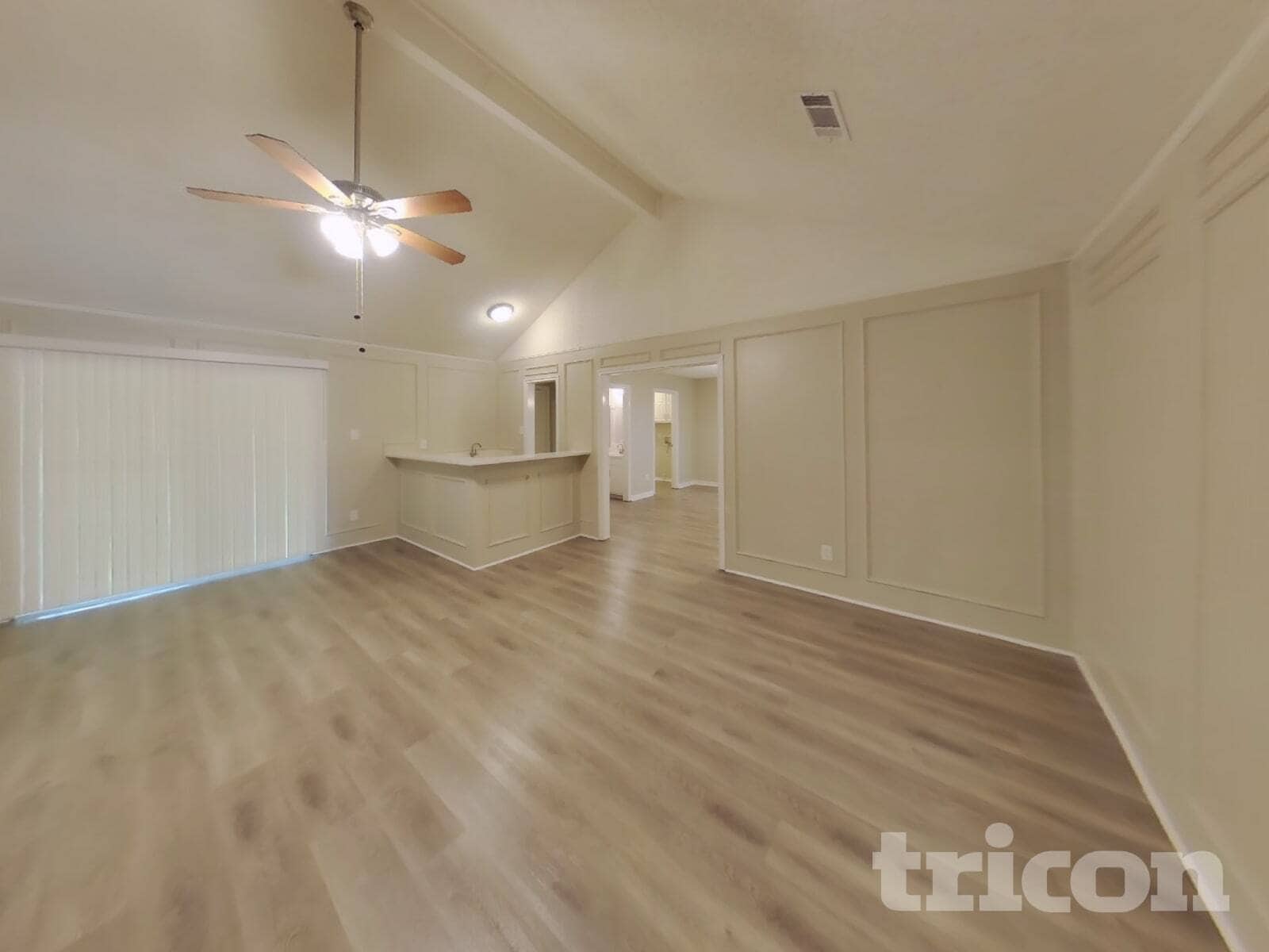 Building Photo - 2001 Libby Ln