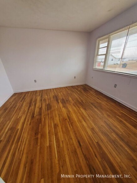 Building Photo - 15700 Element Rd