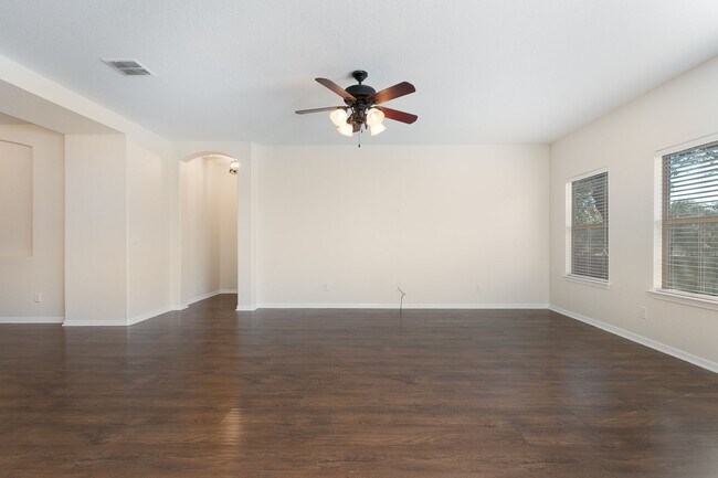 Building Photo - Helotes~Beautiful Laurel Canyon Subdivisio...