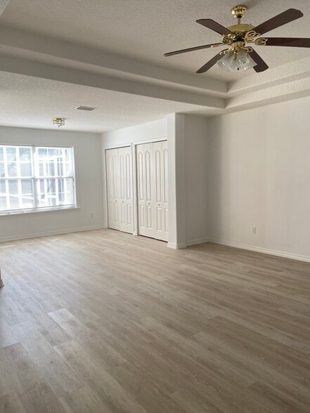 Master bedroom - 1476 Kenoa Cir