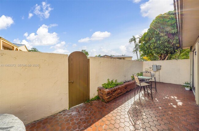 Building Photo - 6637 NW 181st Ln