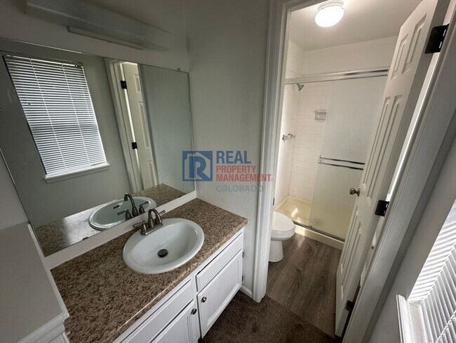 Building Photo - 3528 S Richfield St