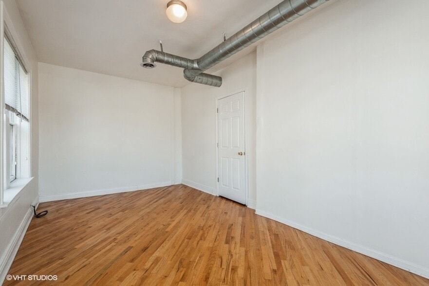 Building Photo - 2444 N Campbell Ave