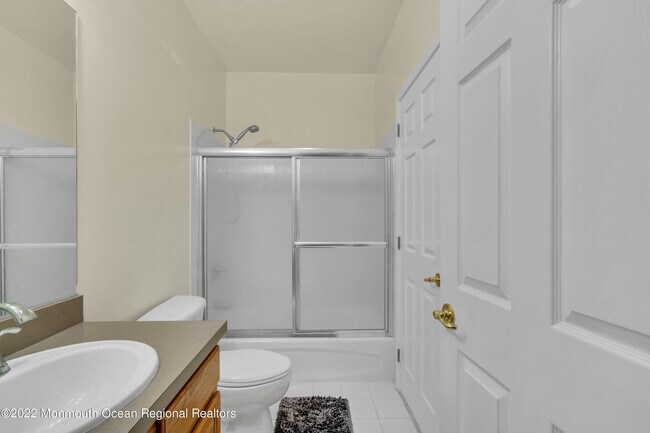 Building Photo - 548 St Andrews Pl