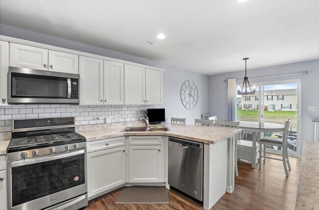 Building Photo - 11151 Vermont Cir