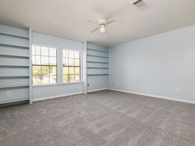 Building Photo - 3401 Settlement Dr