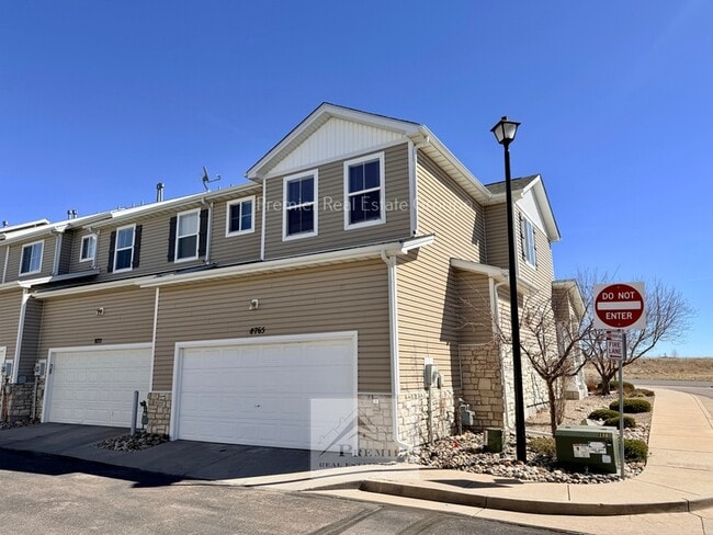 Building Photo - 8765 Bamboo Grove