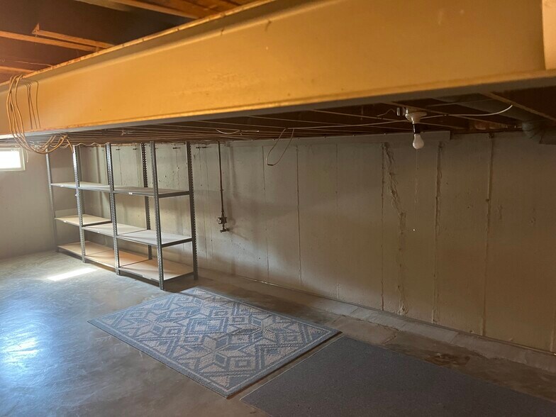 Building Photo - 524 Ranch Dr
