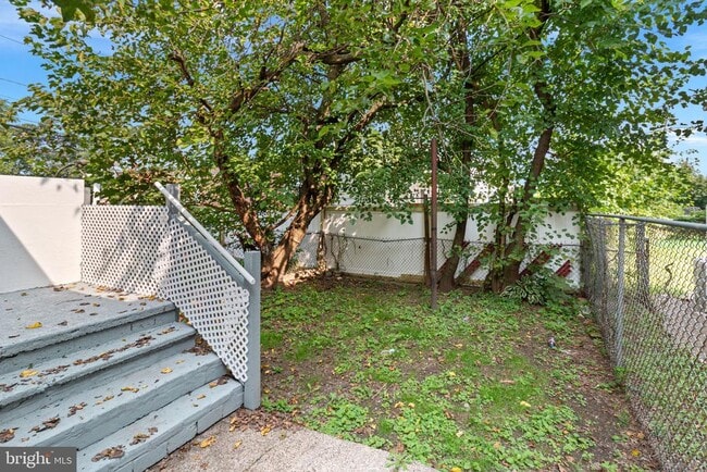 Building Photo - 1344 Princeton Ave