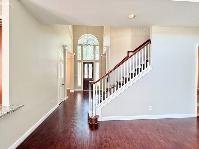 Building Photo - 4707 Gladesdale Park Ln