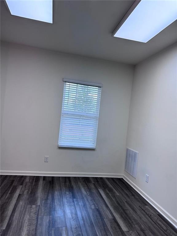 Building Photo - 145 Hargrave Ave