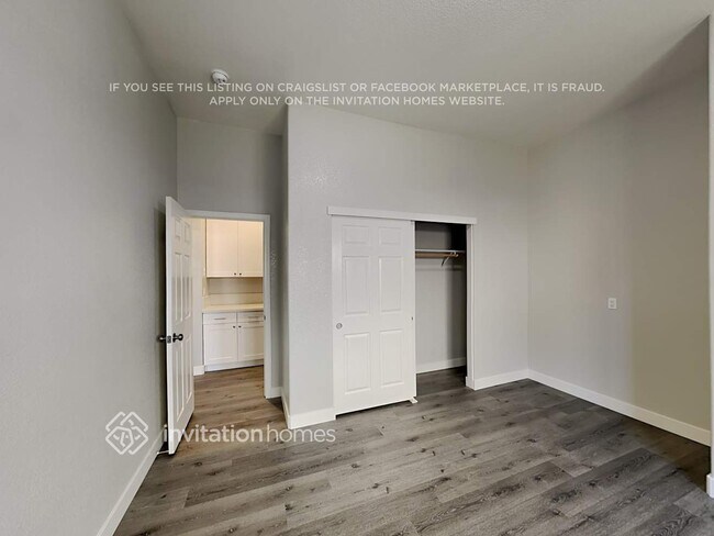 Building Photo - 2030 Butterfield Ln