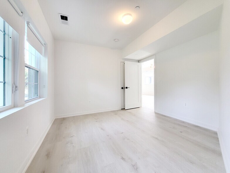 Building Photo - 4710 41st St NW