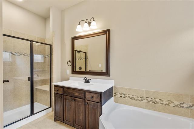 Building Photo - 8609 Cloudyway Dr