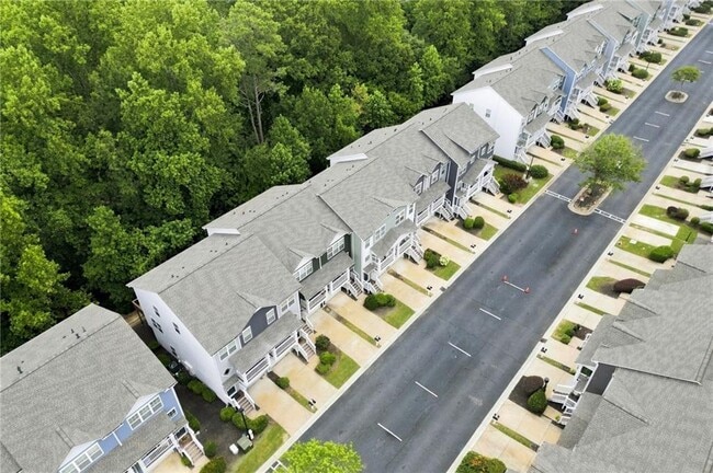 Building Photo - 1465 Liberty Pkwy NW