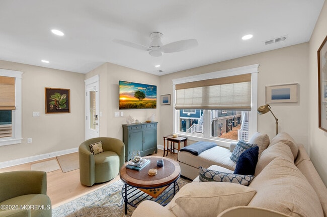 Building Photo - 27 Shell Rd