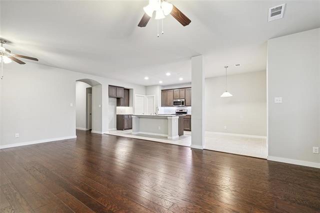 Building Photo - 1212 White Dove Dr