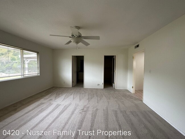 Building Photo - 4 br, 3 bath House - 3107 Highland View Drive