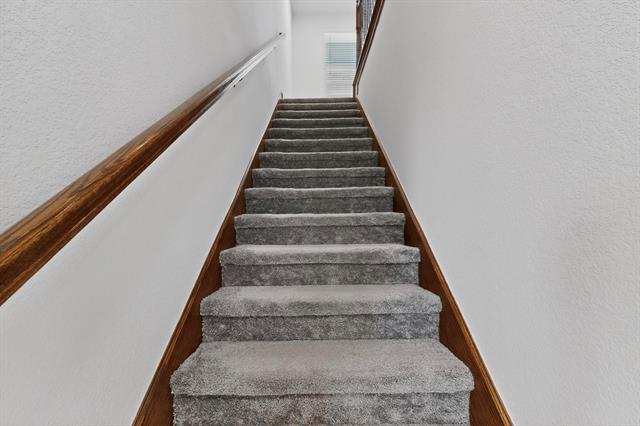 Building Photo - 7213 Bronco Blf