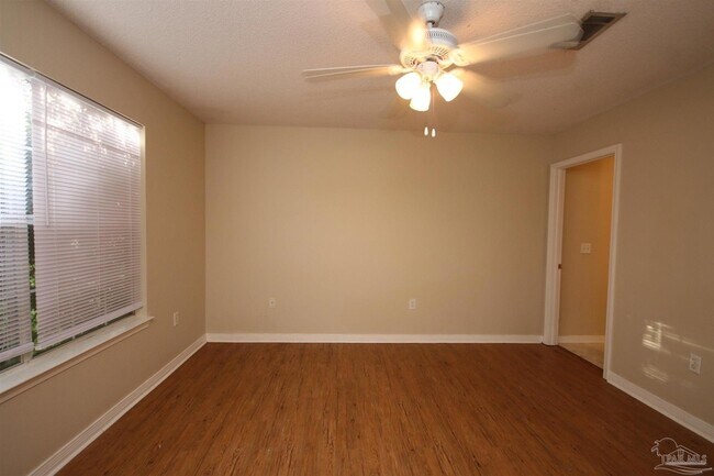 Building Photo - 2289 Wyatt St