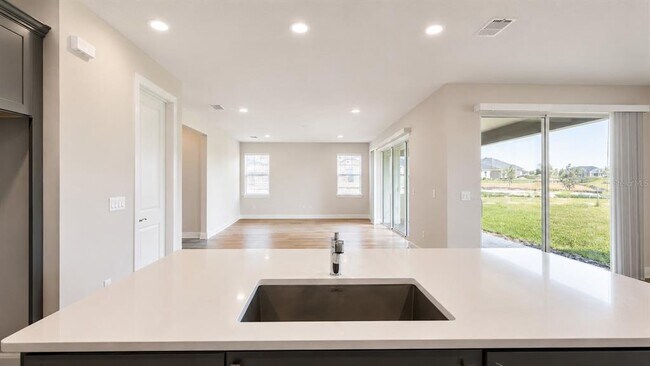 Building Photo - 16628 Silver Brook Wy