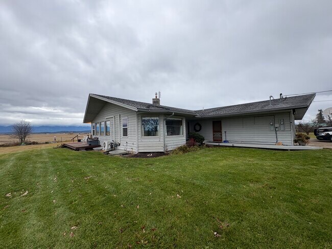 Primary Photo - 391 N Somers Rd