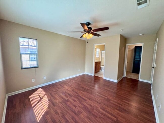 Building Photo - Move-in special! Move in by 12/25 and receive $300 off the first month’s rent! 2 bedroom Condo av...
