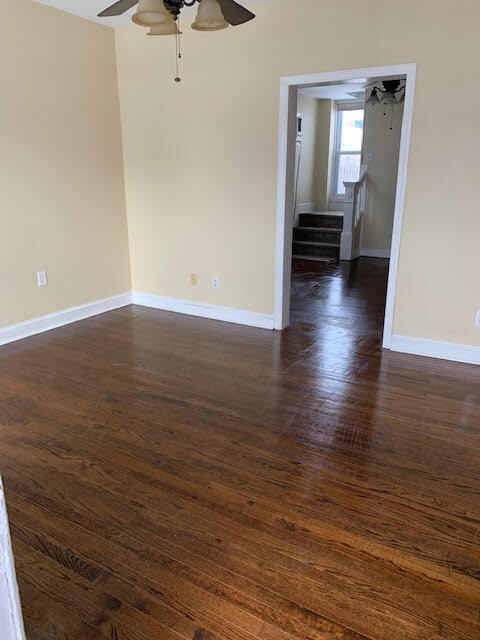 Family room - 693 Columbus Ave