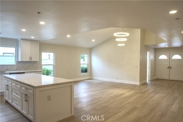 Building Photo - 1308 Elm Ave