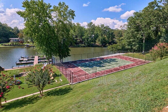 Building Photo - 98 Topsail Ct