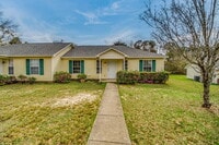 Building Photo - 1015 Sable Dr