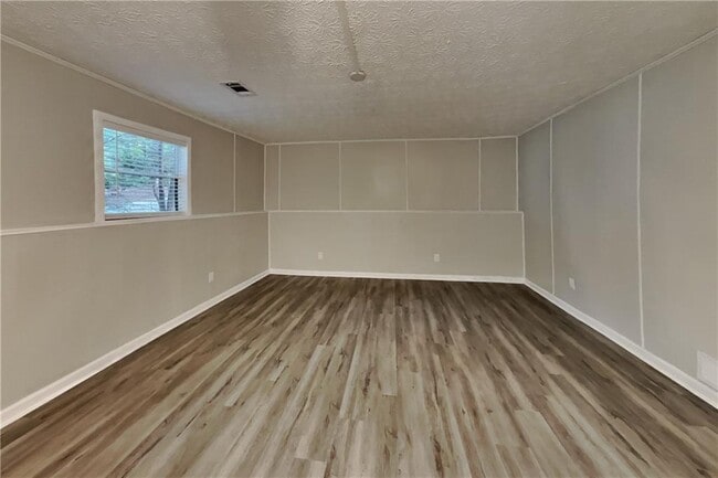 Building Photo - 2021 Kramer Way