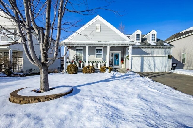 Building Photo - 906 Mineral Dr
