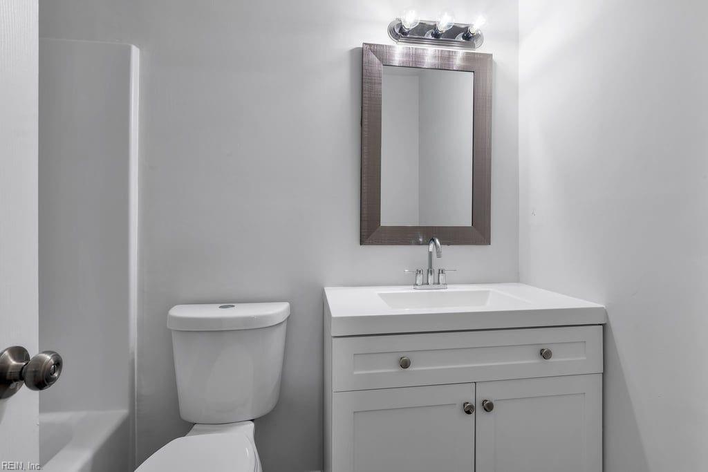 Second bedroom, full bathroom - 459 Seahorse Run