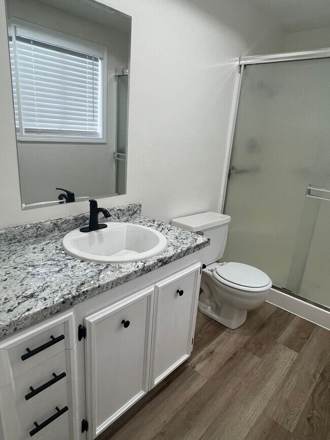 Building Photo - ALL NEW...Flooring/Fixtures/Paint...MUST SEE!