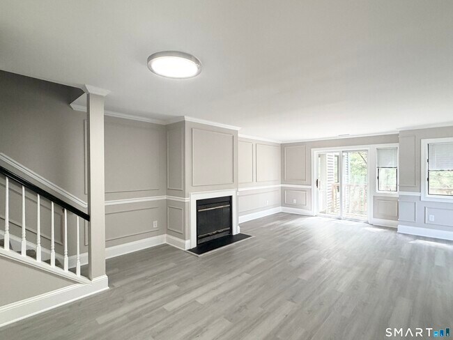 Building Photo - 1414 Whitney Ave