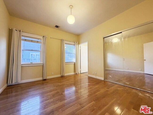 Building Photo - 103 N Chester Ave