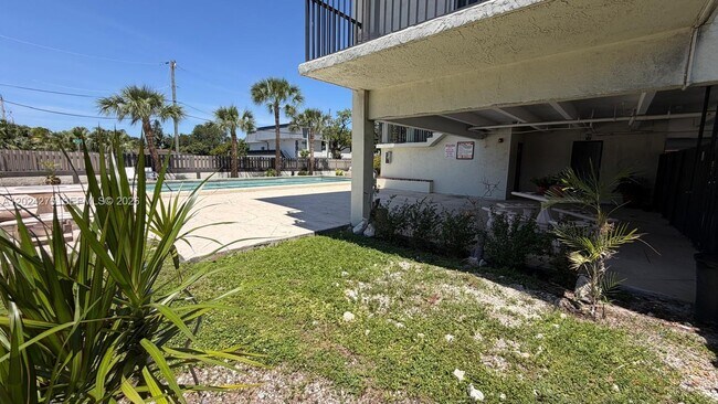 Building Photo - 5731 NW 37th St