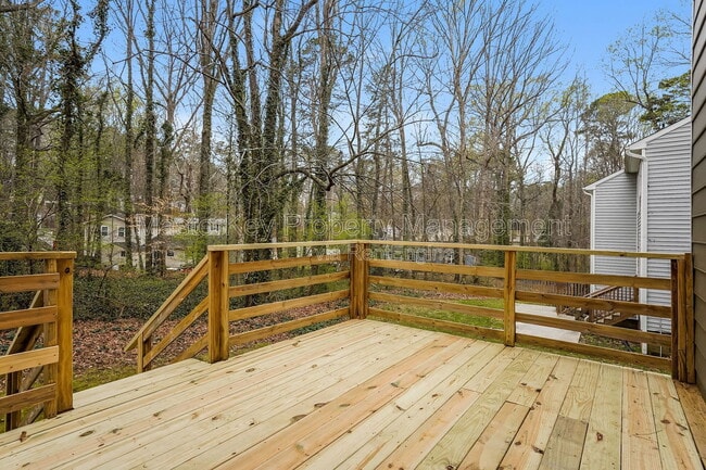 Building Photo - 121 S Atley Ln