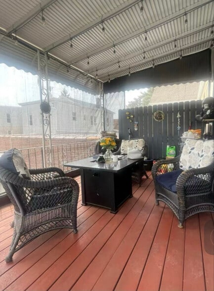 Building Photo - 125-10 18th Ave