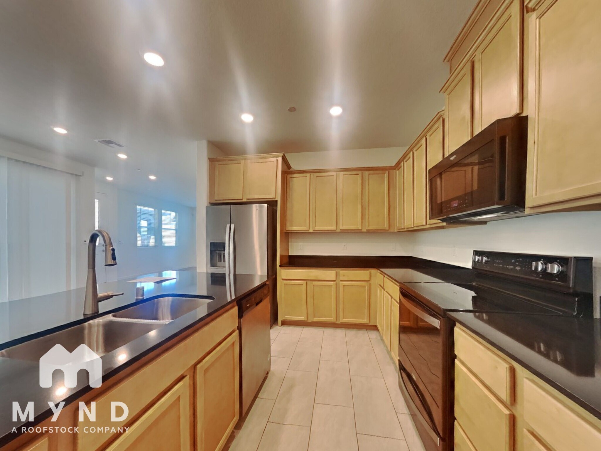 Building Photo - 7942 Pitcher St