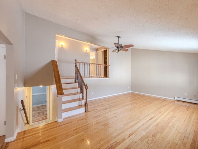 Building Photo - Spacious 4BR/2.5BA/2Car Garage Home with Finished Basement & Hardwood Floors – Gales Ferry