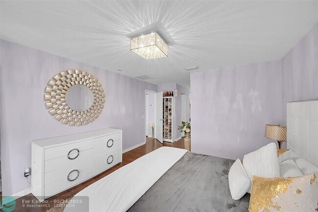 Building Photo - 5418 Sunseeker Blvd
