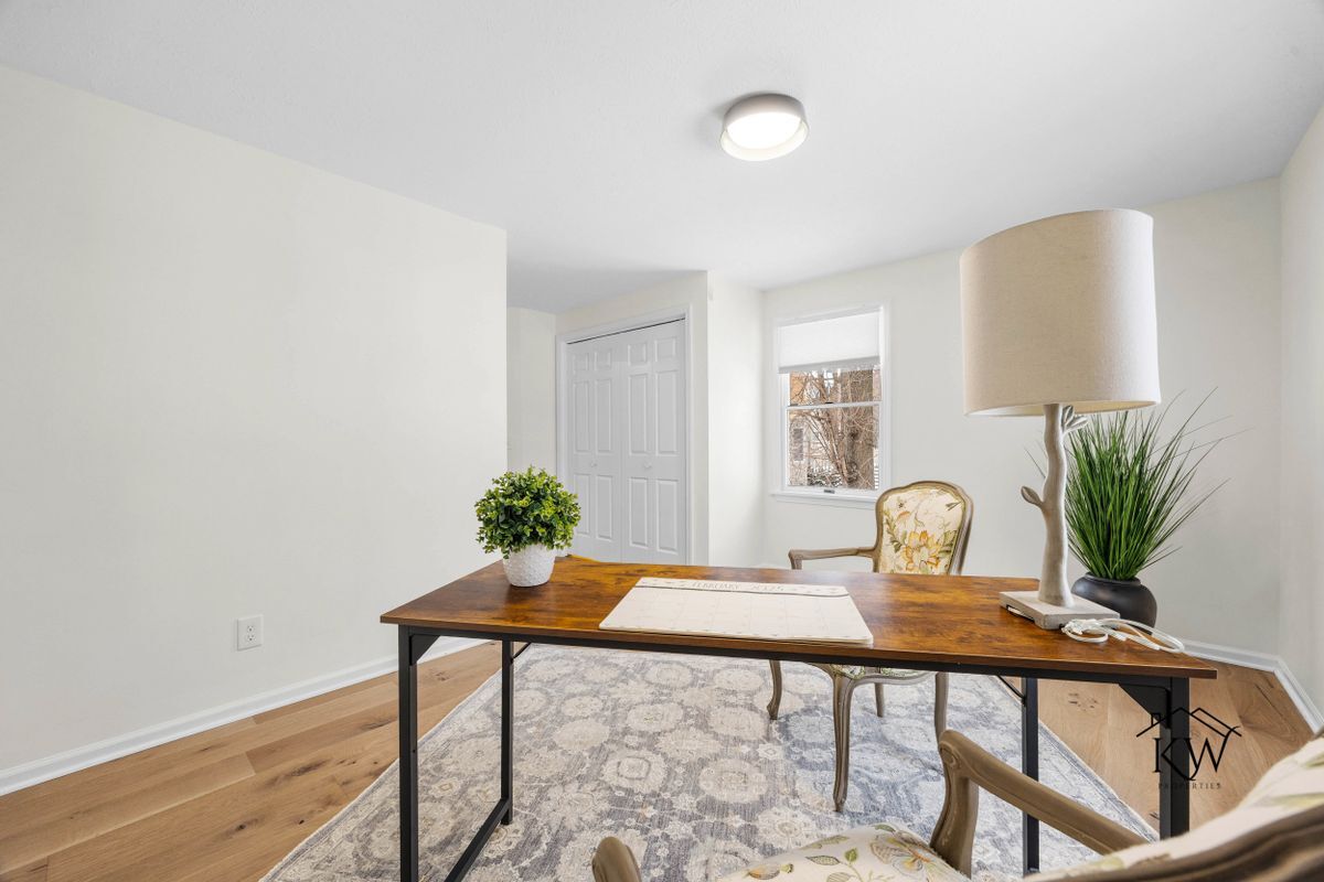 Building Photo - 46 Creek Ridge