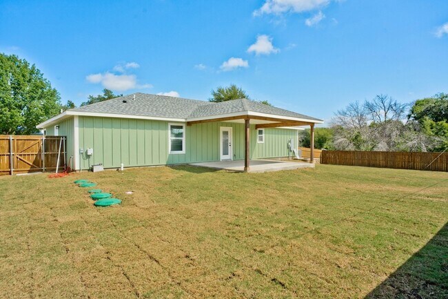 Building Photo - 3719 Washington Trail